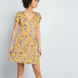 Full-Blown Bliss Short Sleeve Dress